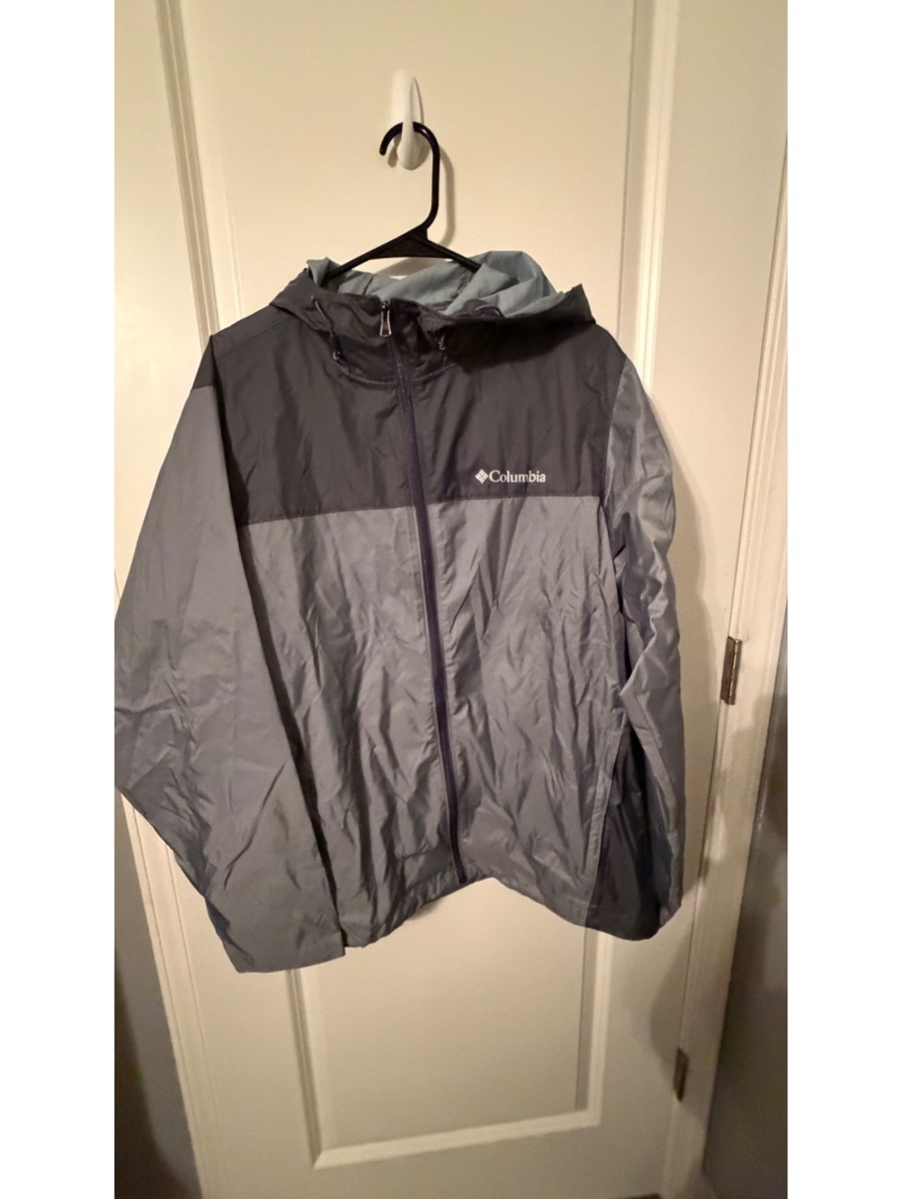 Columbia Lightweight Hooded Windbreaker Jacket Medium